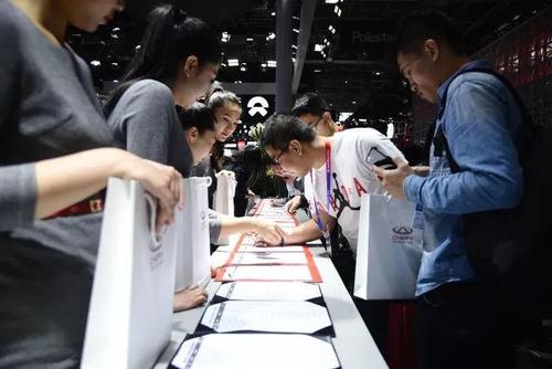 香港正版资料大全:歼-10CE登展台C位